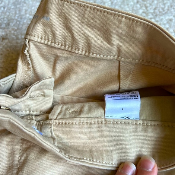 Old Navy | Pixie Khakis, Sz. 4 - Picture 3 of 3